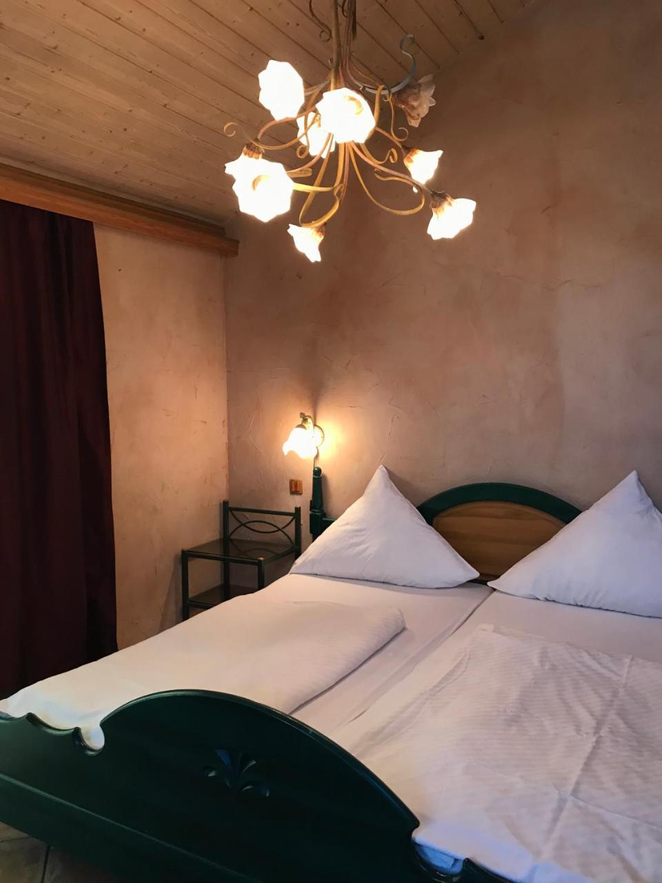 Hotel St. Vinzenz à Kerpen  Extérieur photo